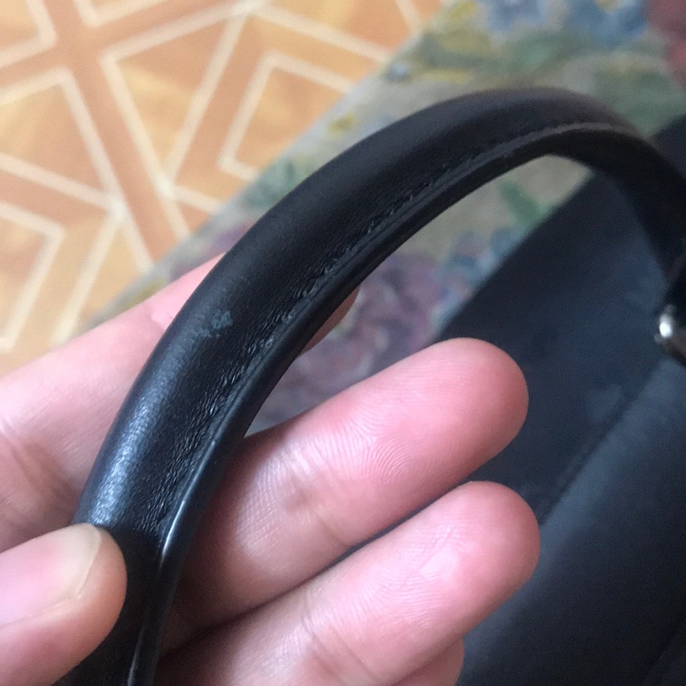 Authentic mcm small bag - Picture 10 of 16